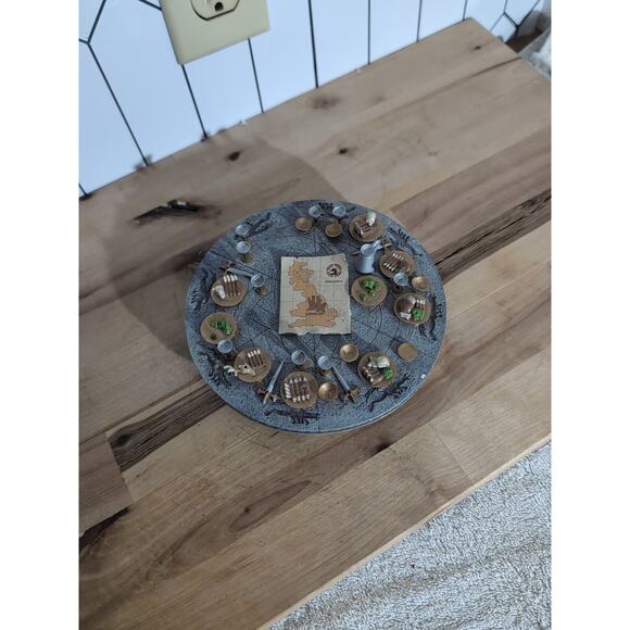 Hamilton Collection Crescent Moon Table Knights of the Dragon's Round Table Flaw - Picture 5 of 6